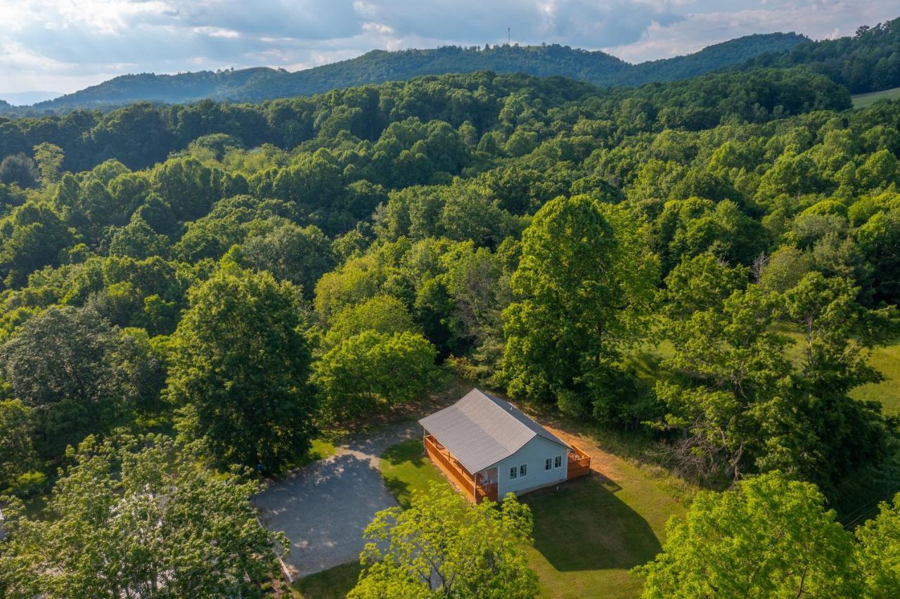 Newly Remodeled Luxury Cottage With Mountain Views Sparta Esterno foto