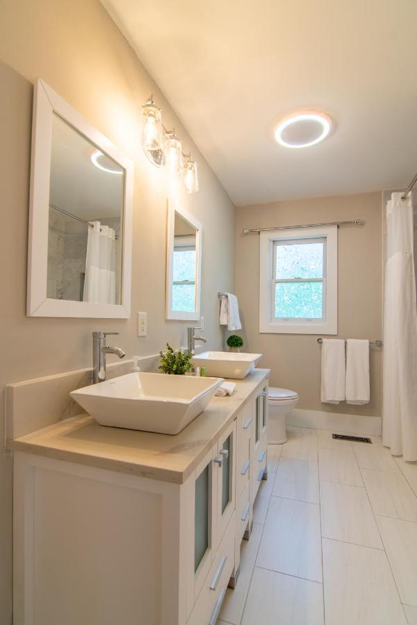 Newly Remodeled Luxury Cottage With Mountain Views Sparta Esterno foto